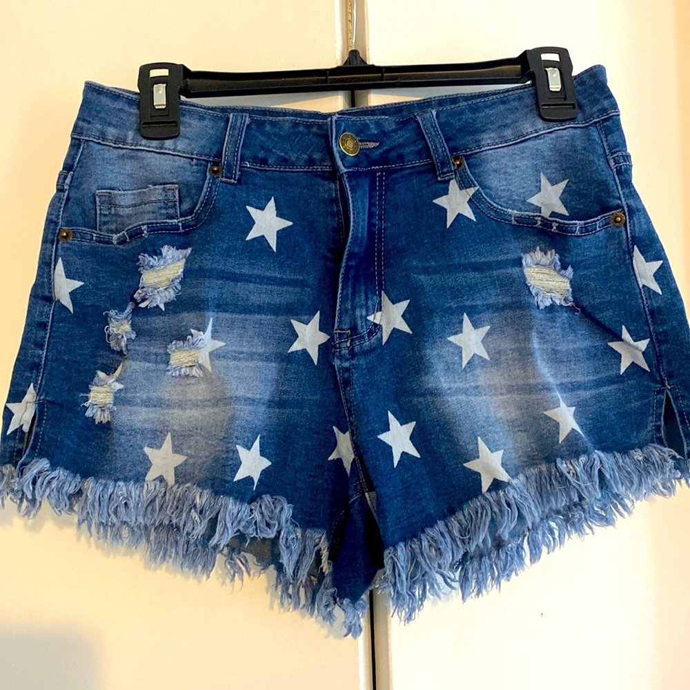 Star shorts